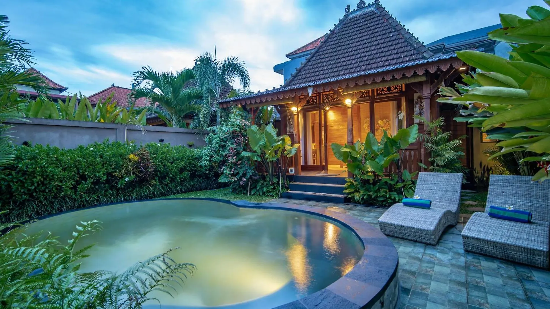 Pertiwi Uma Sari Villa Ubud  Ubud (Bali)